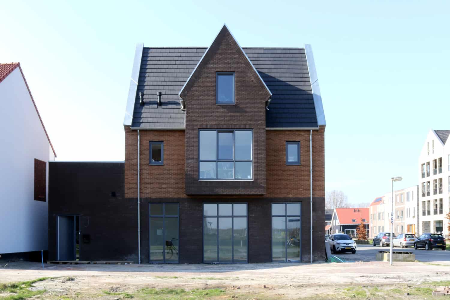 Drie woonruimtes en een commerciële ruimte Almere Nobelhorst | Olof Architects